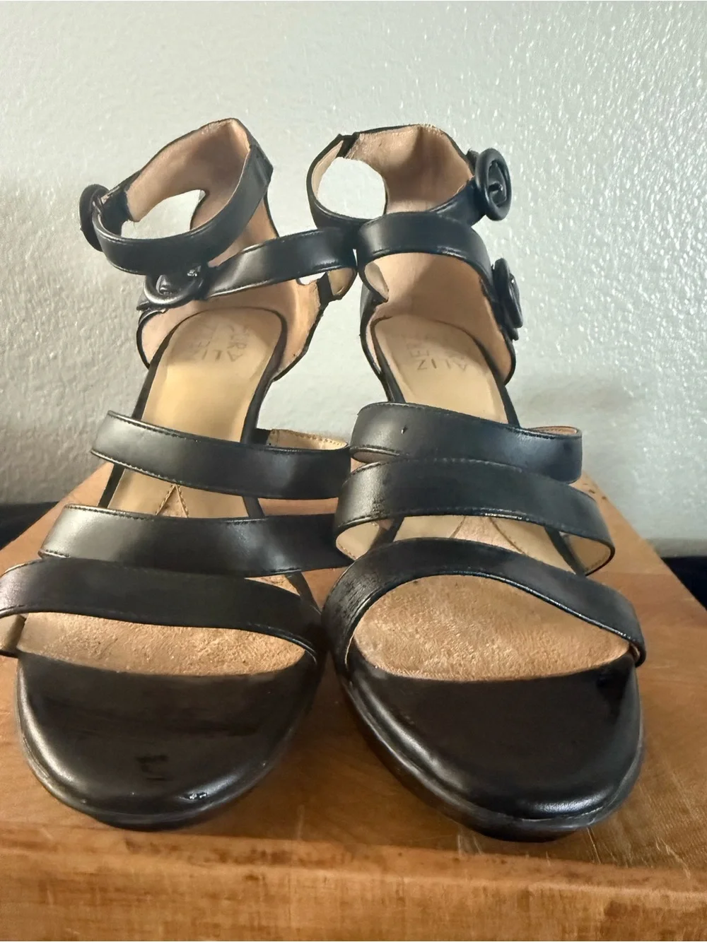 Naturalizer Black Strappy Platform Heel Sandals